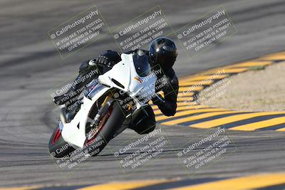 media/Oct-06-2024-Race Pace (Sun) [[d7d39ec7ad]]/9-Bowl Exit (940am)/